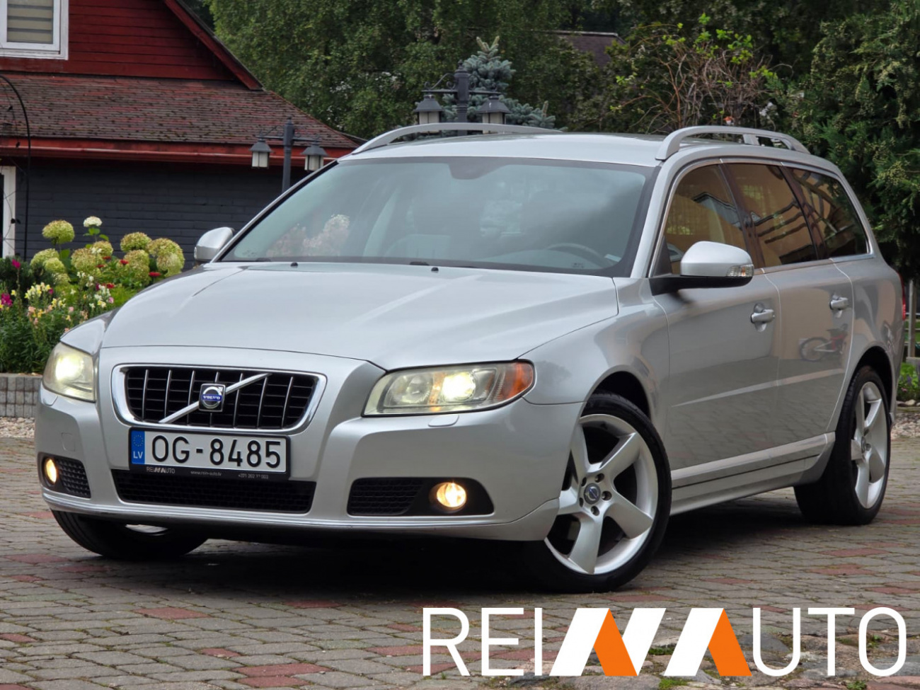 Volvo V70 D5 Summum