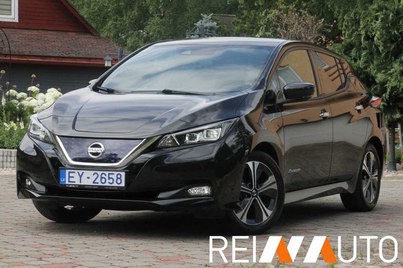 Nissan Leaf Black Edition
