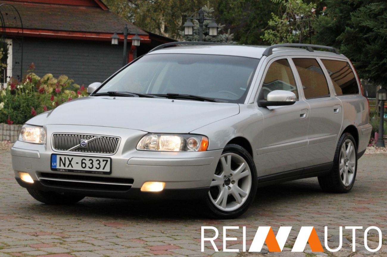 Volvo V70 Momentum D5 Facelift