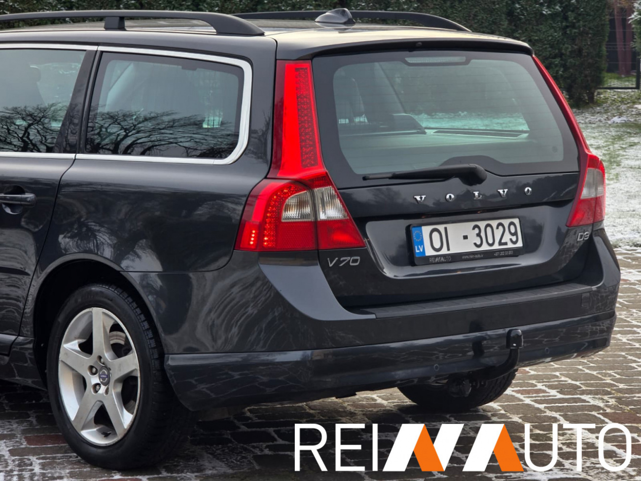 Volvo V70 Momentum D3