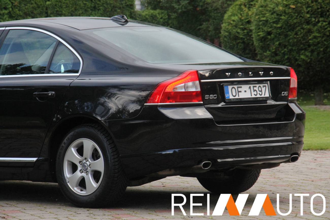 Volvo S80 Momentum D5
