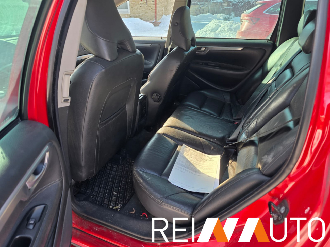 Volvo V70 Summum Sweden Red