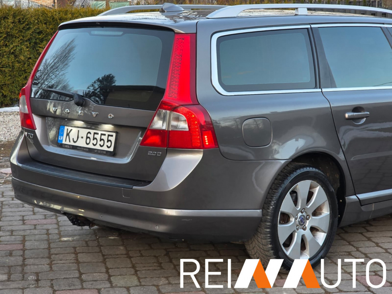 Volvo V70 Summum