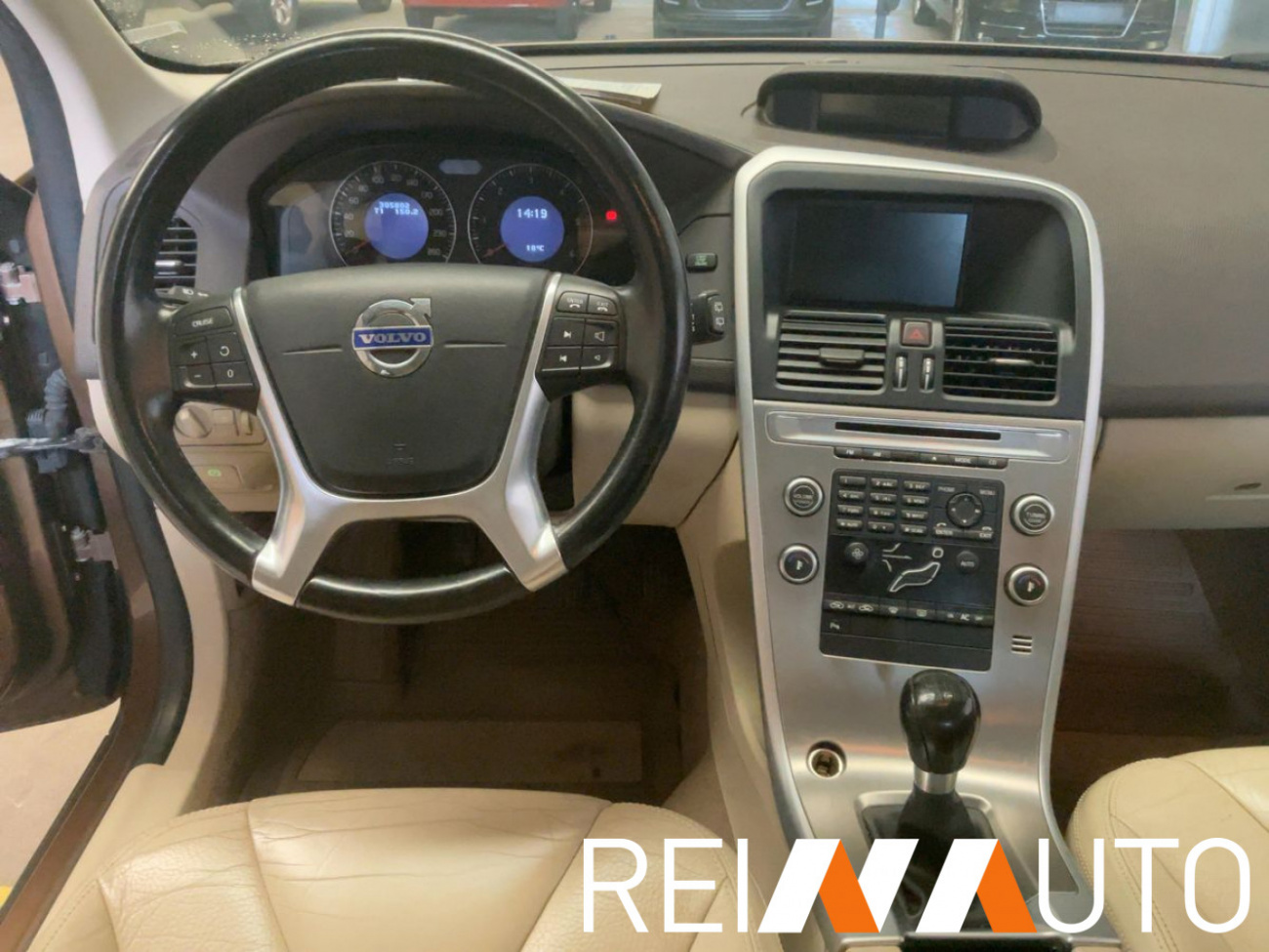 Volvo XC60 Drive Momentum D5