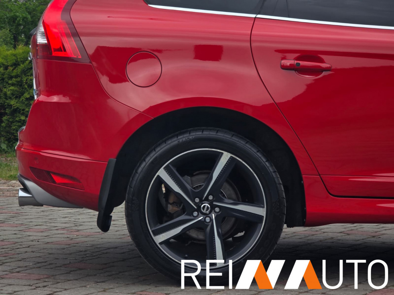 Volvo XC60 R-Design Polestar