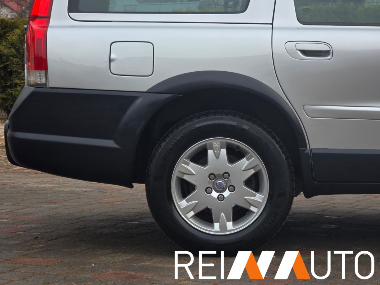 Volvo XC70 Momentum AWD