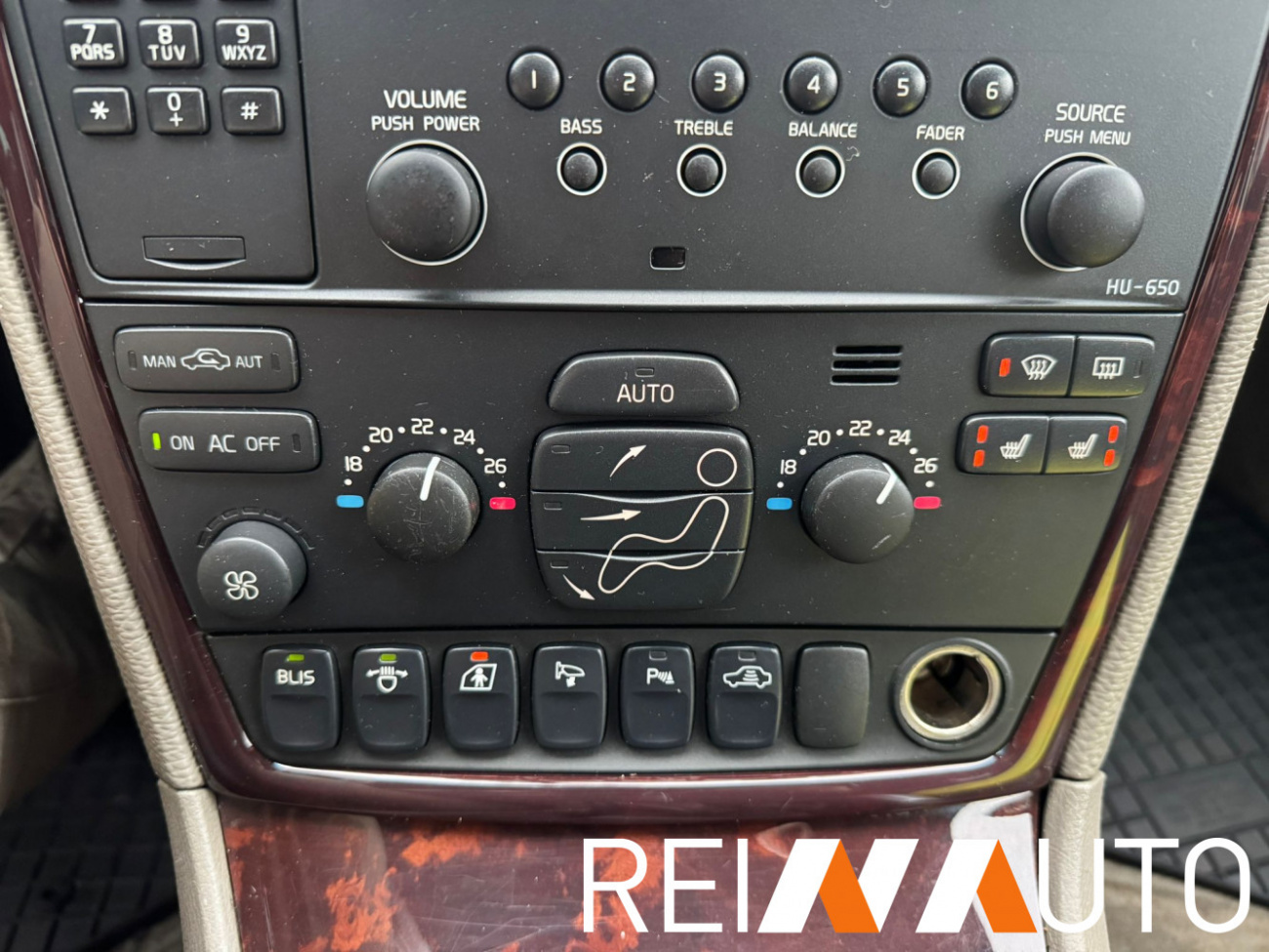 Volvo Xc70 Summum Gold