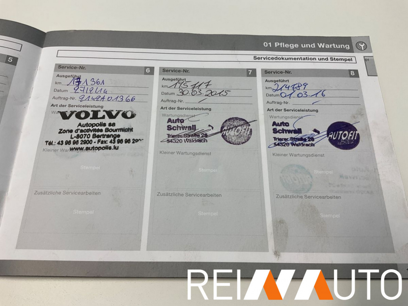 Volvo V70 Momentum Beige