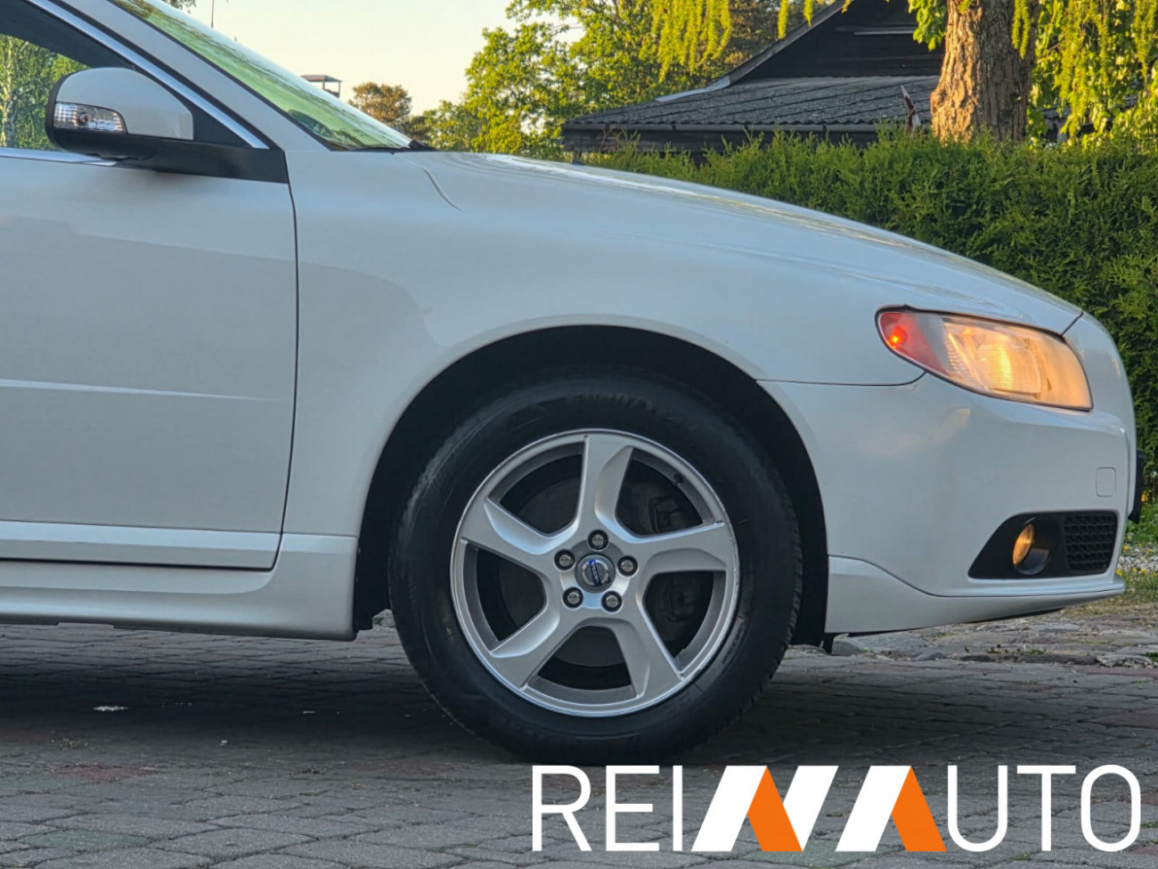 Volvo V70 D4 Momentum