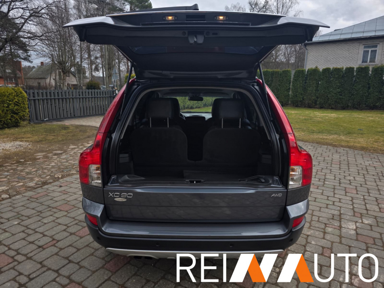 Volvo XC90 Executive Edition