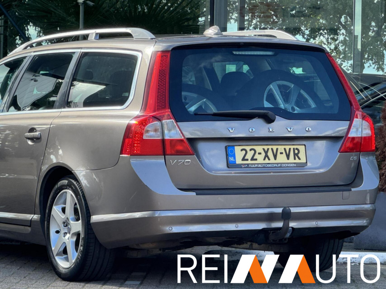 Volvo V70 D5 Summum Top
