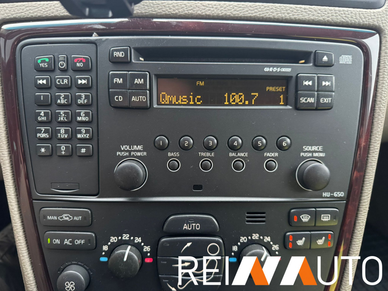 Volvo Xc70 Summum Gold