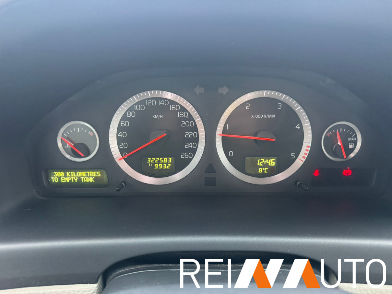 Volvo Xc70 Summum Gold