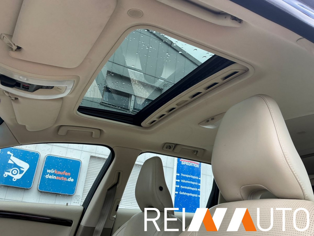 Volvo V70 Summum D4