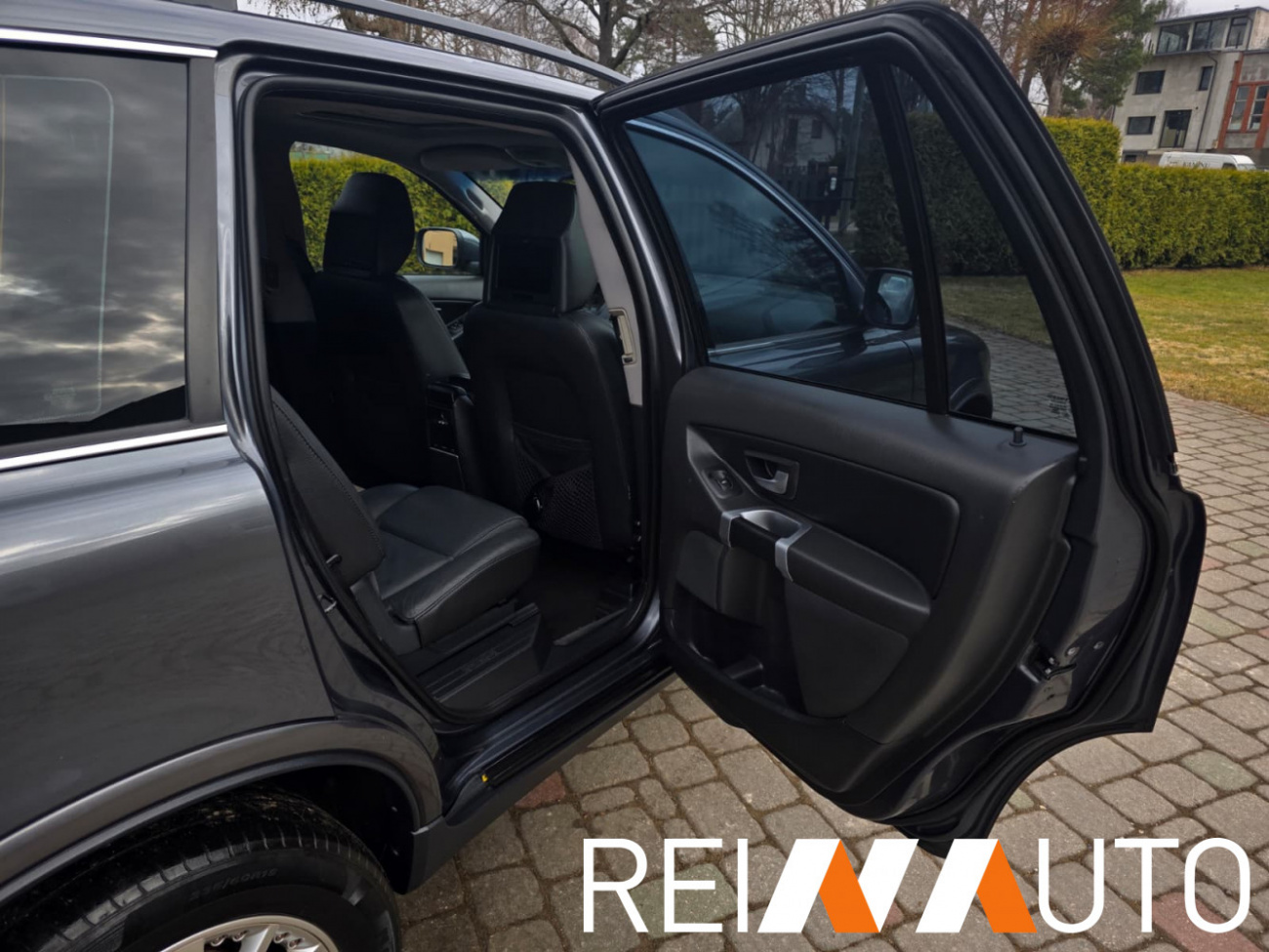 Volvo XC90 Executive Edition