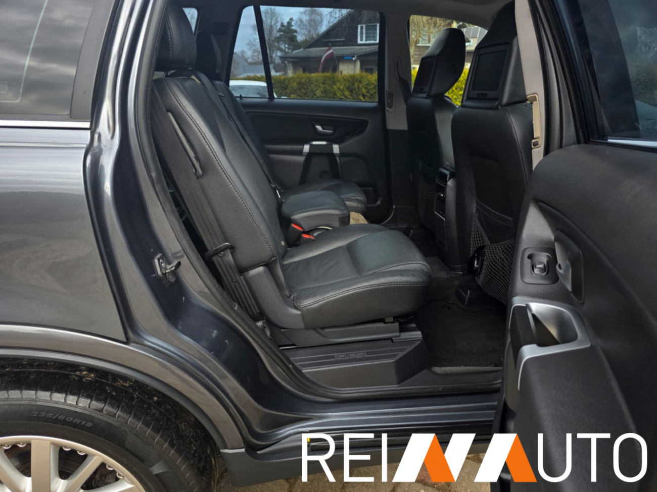 Volvo XC90 Executive Edition