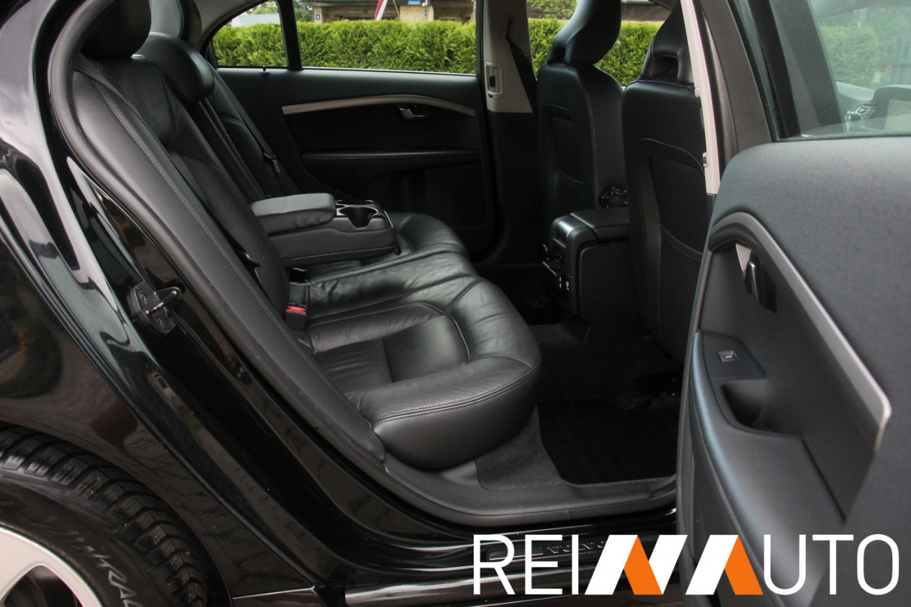 Volvo S80 Momentum D5