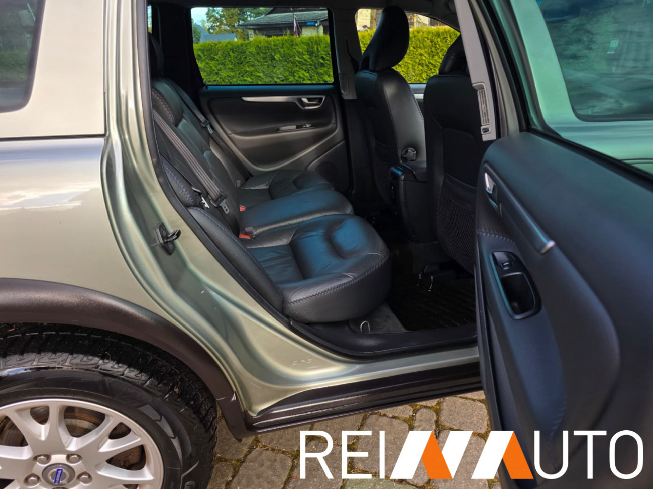 Volvo XC70 AWD Edition