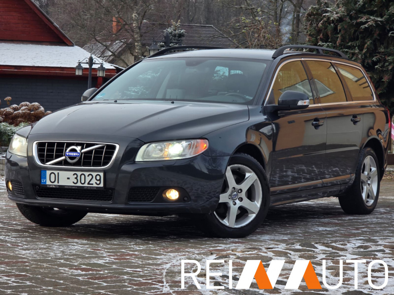 Volvo V70 Momentum D3