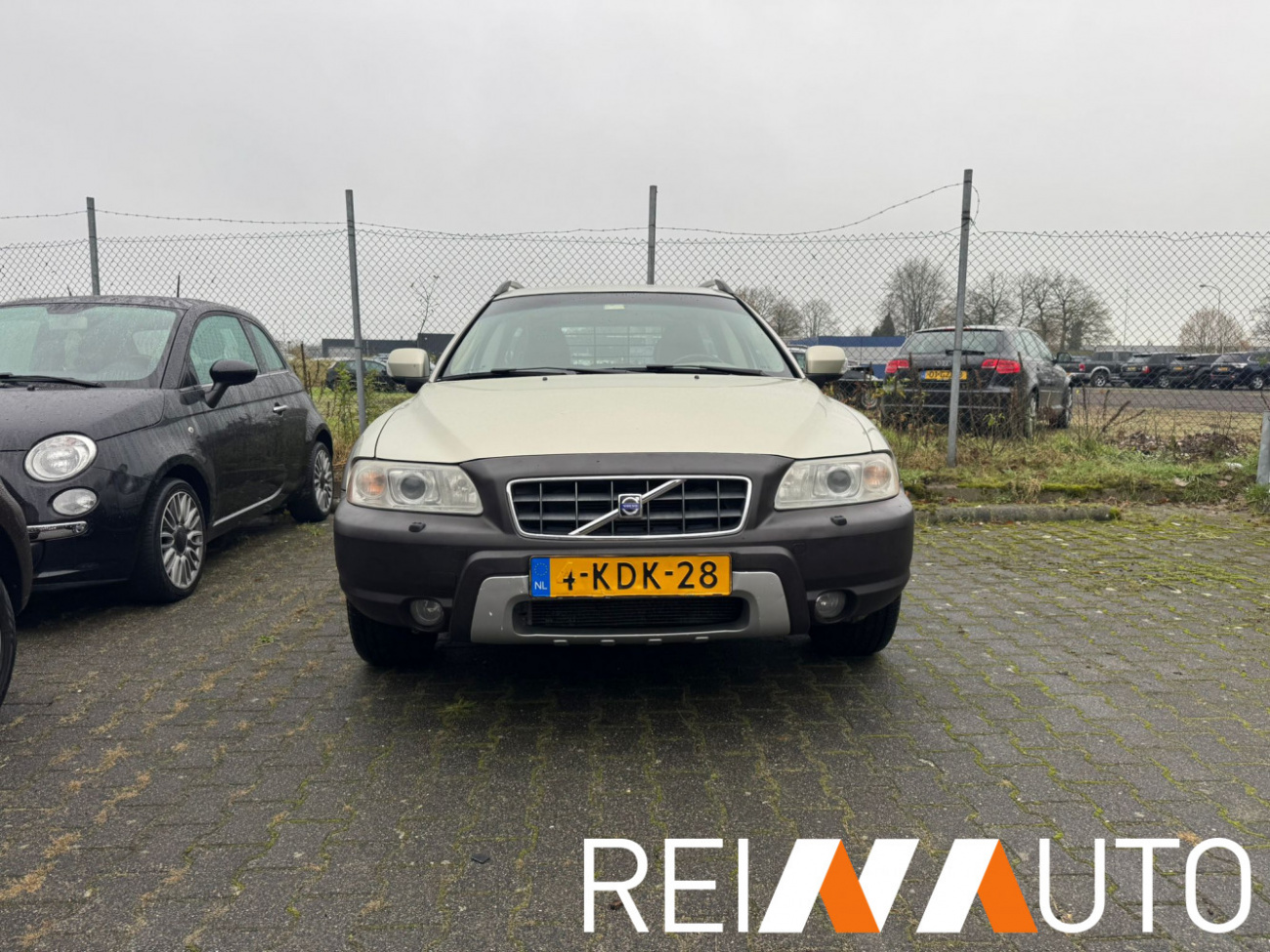 Volvo Xc70 Summum Gold