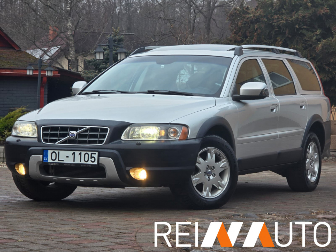 Volvo XC70 Momentum AWD
