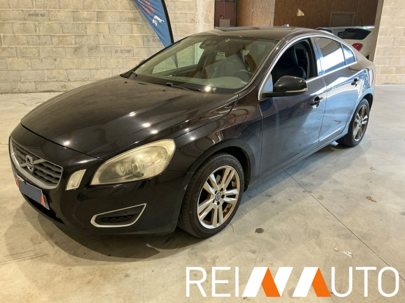 Volvo S60 Summum D5