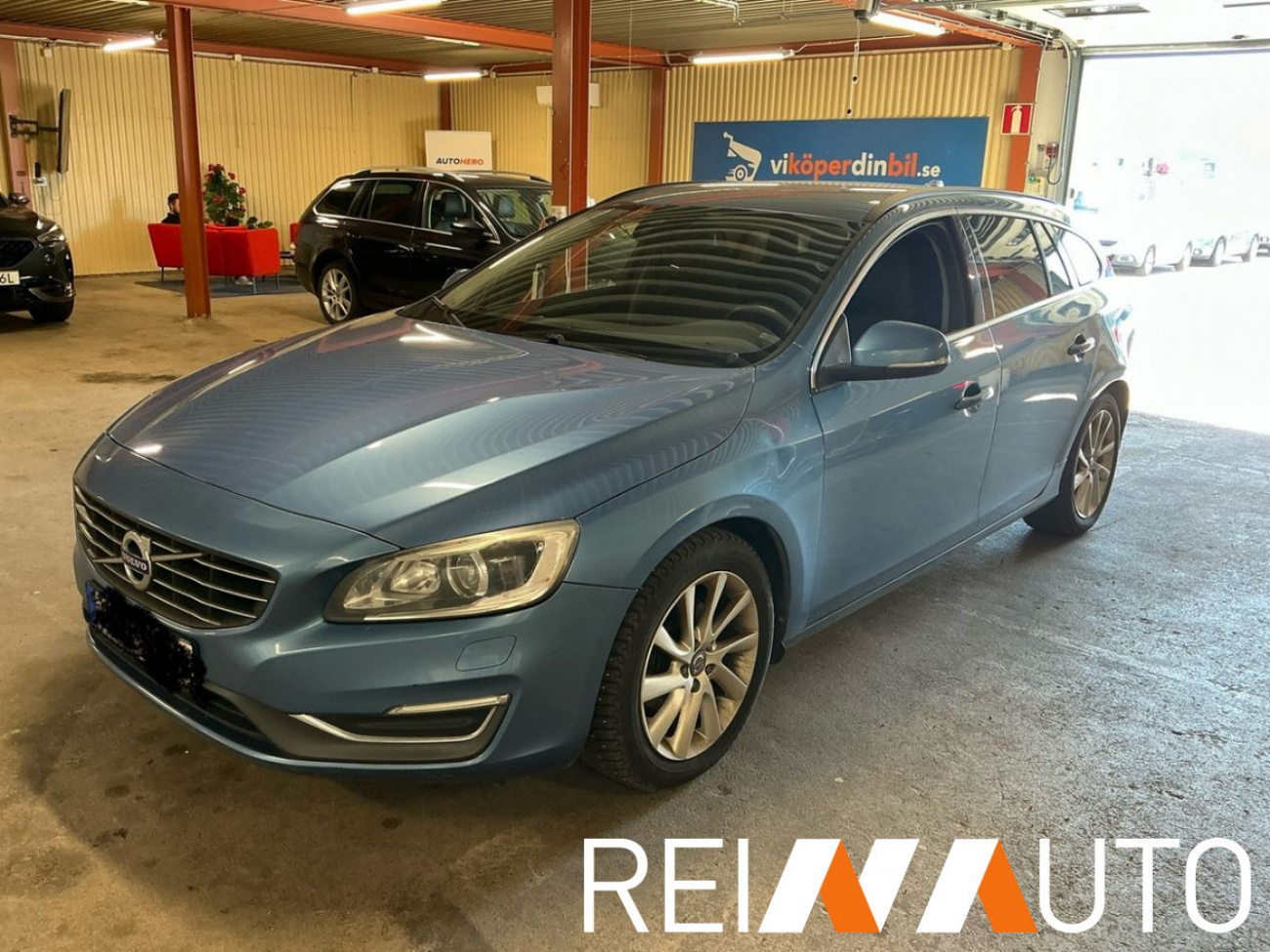 Volvo V60 Momentum Facelift