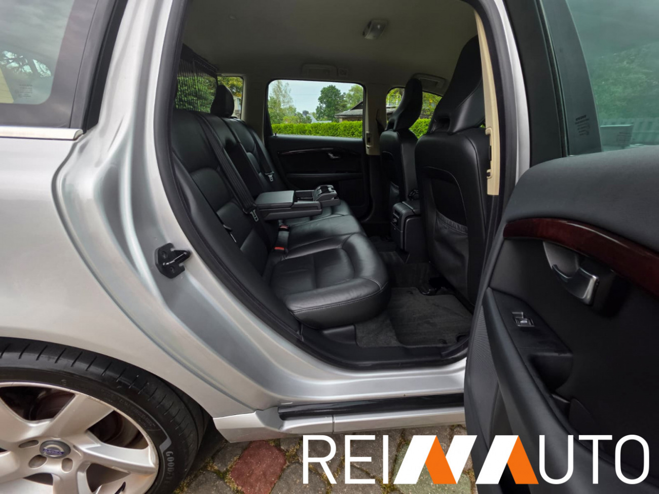 Volvo V70 D5 Summum