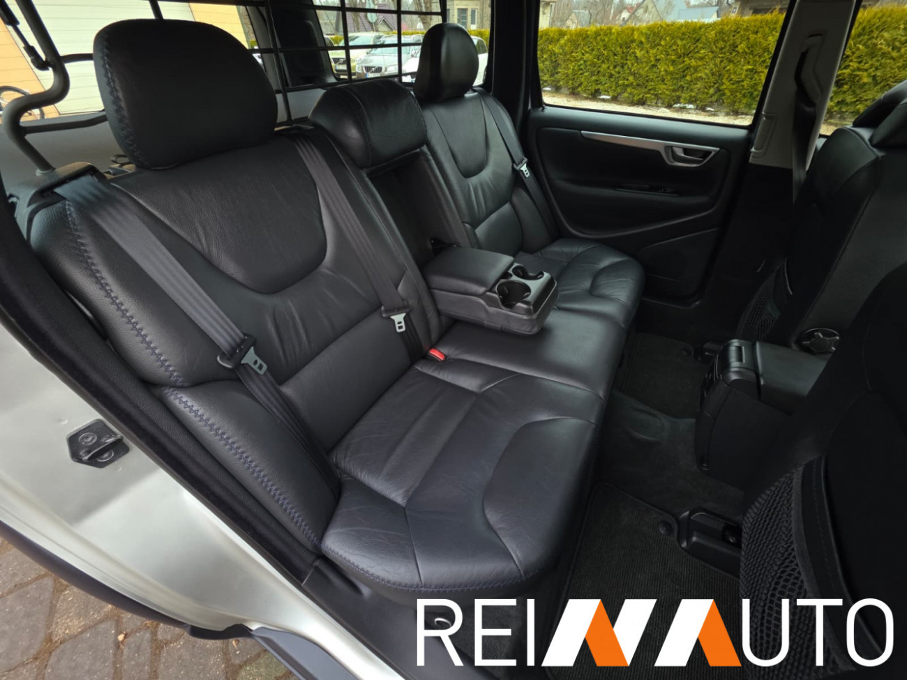 Volvo XC70 Momentum AWD