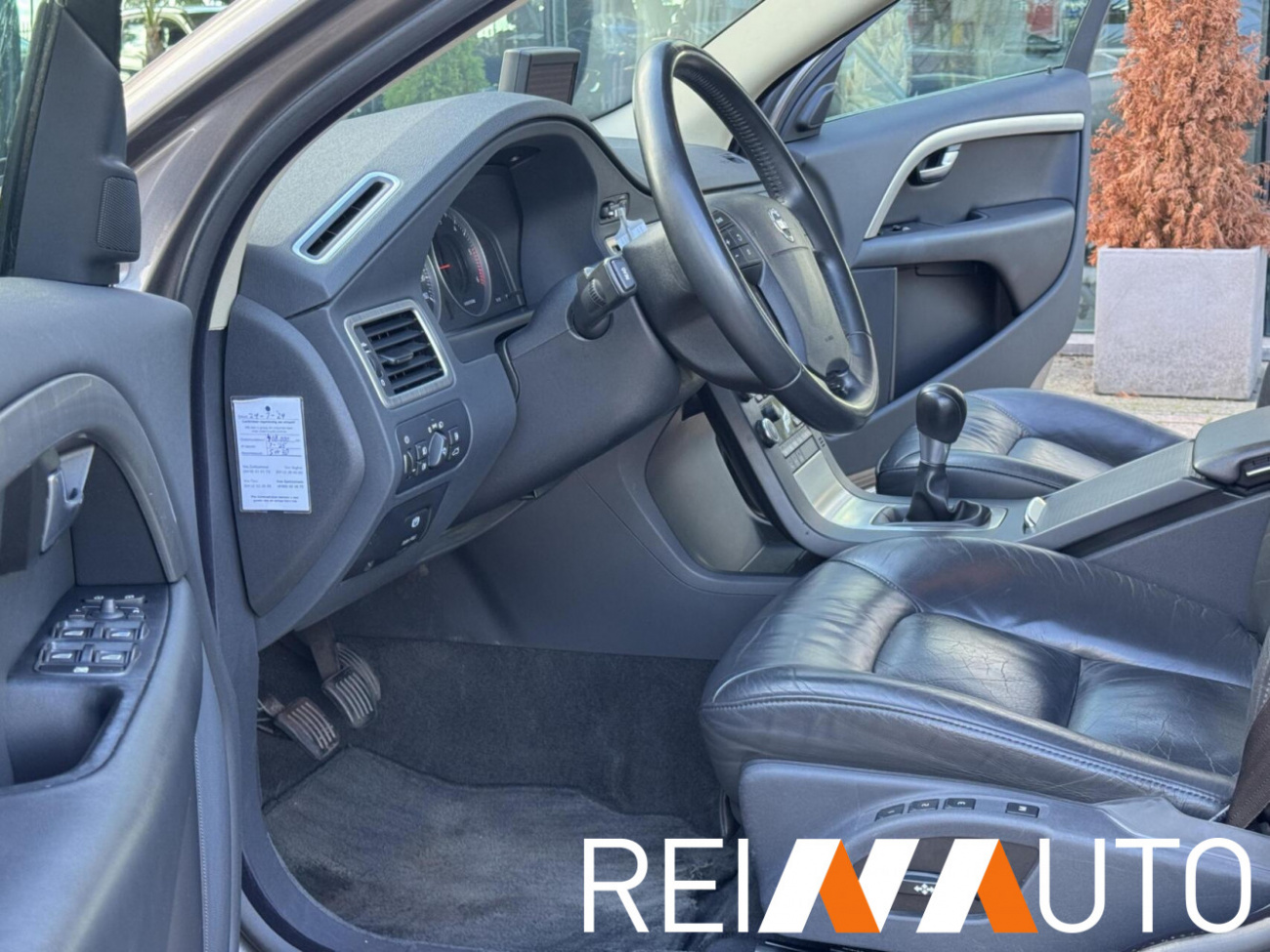 Volvo V70 D5 Summum Top