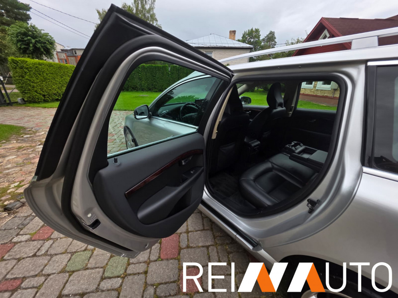 Volvo V70 D5 Summum
