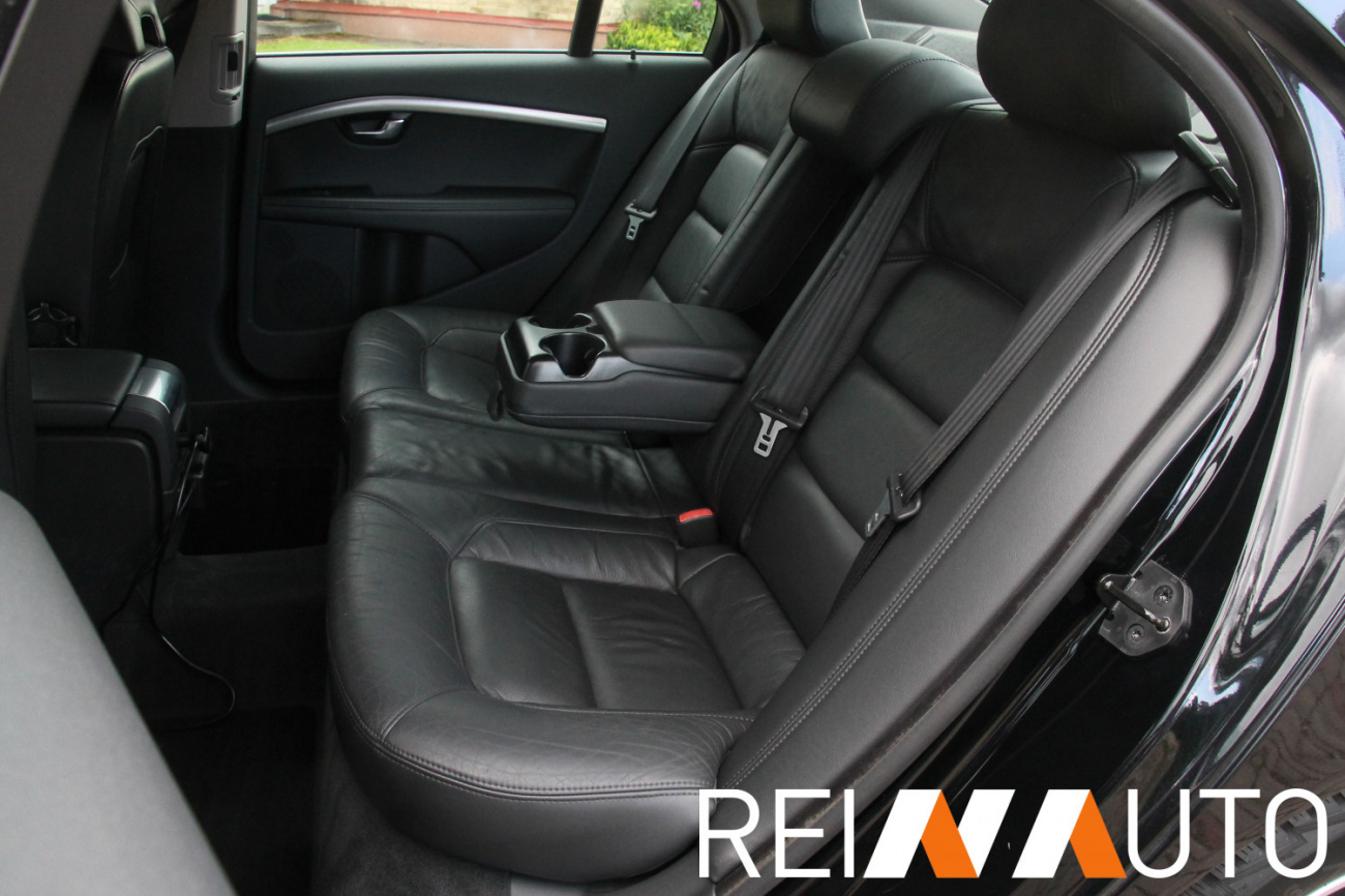 Volvo S80 Momentum D5