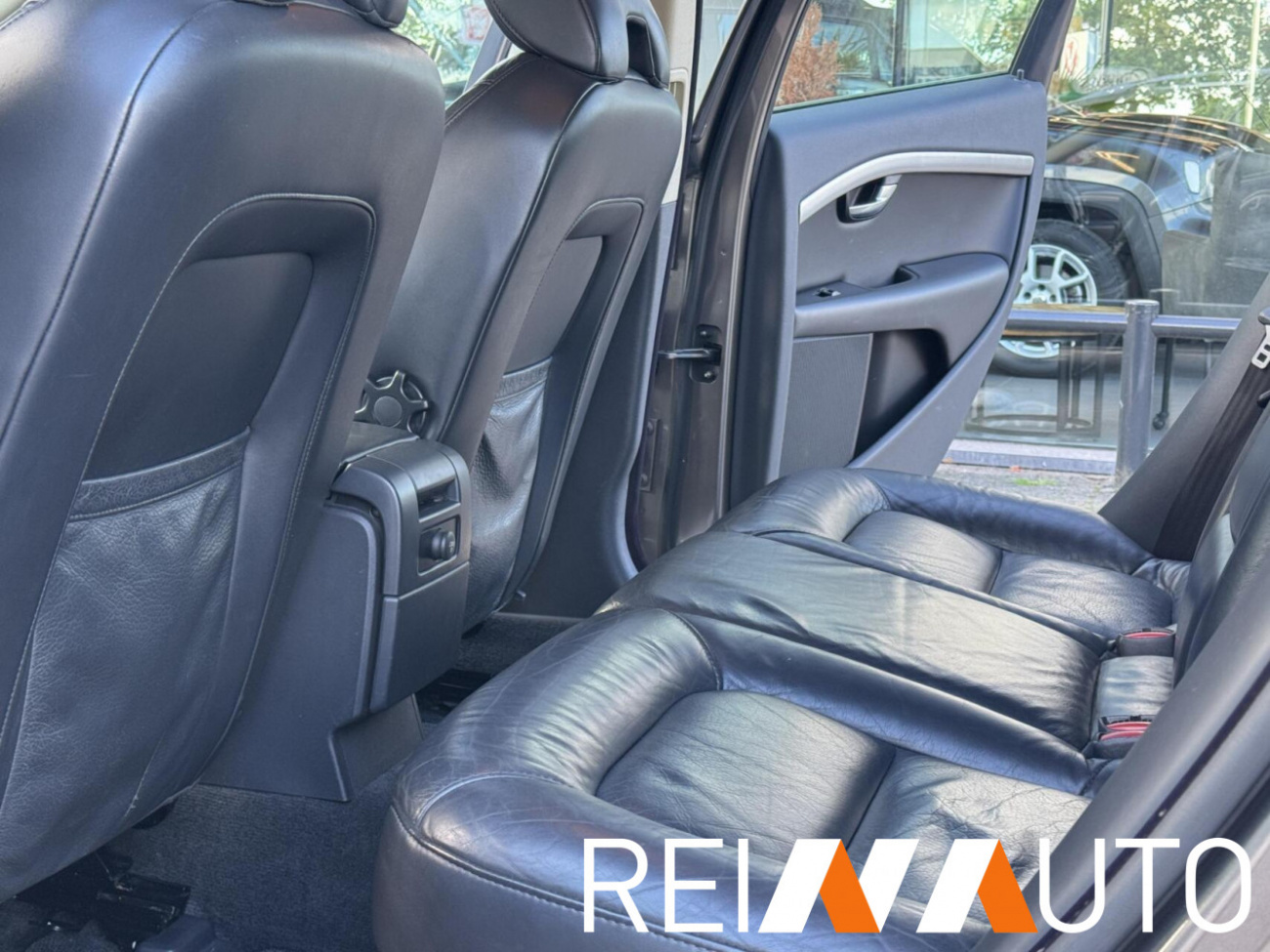 Volvo V70 D5 Summum Top