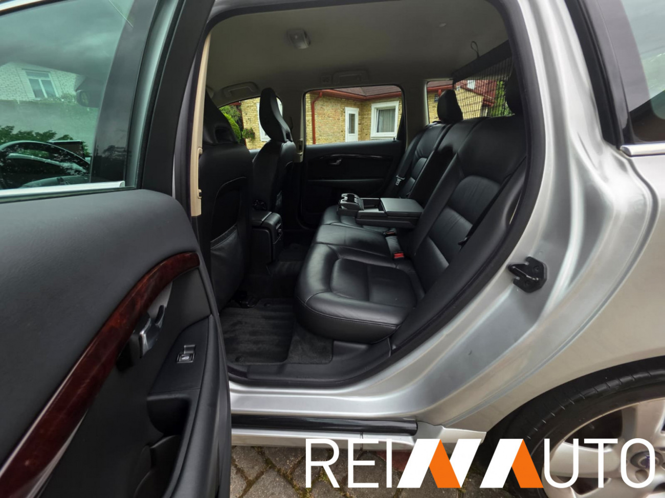 Volvo V70 D5 Summum