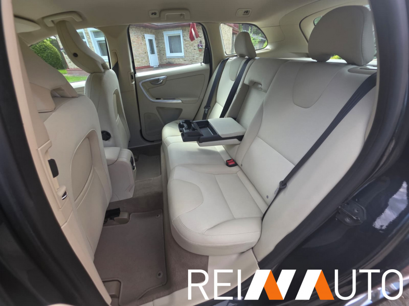 Volvo XC60 DrivE Momentum