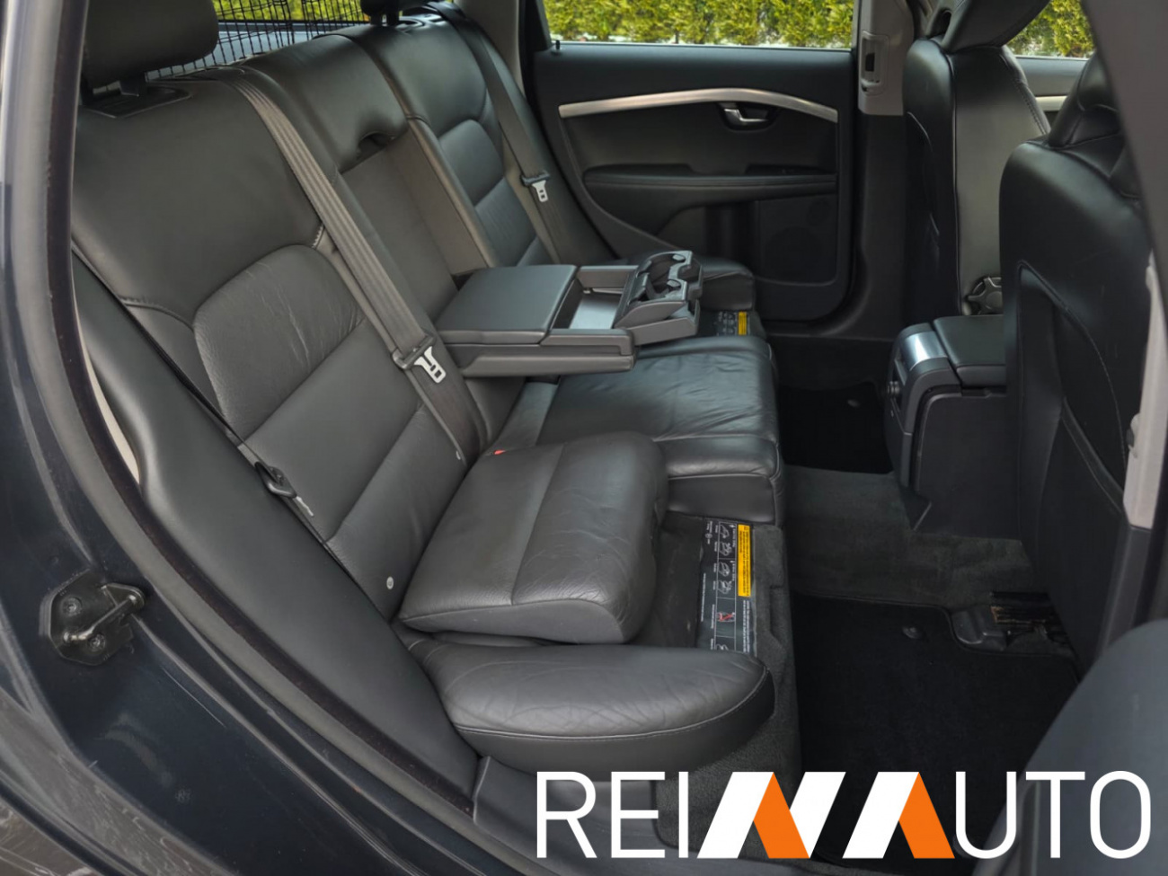 Volvo V70 Momentum D3