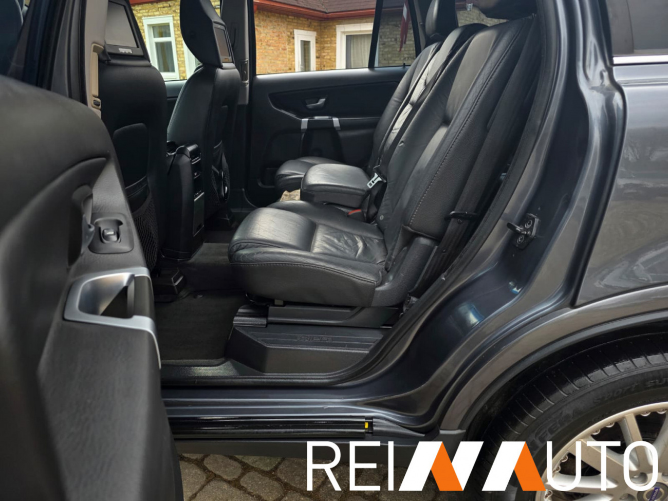 Volvo XC90 Executive Edition