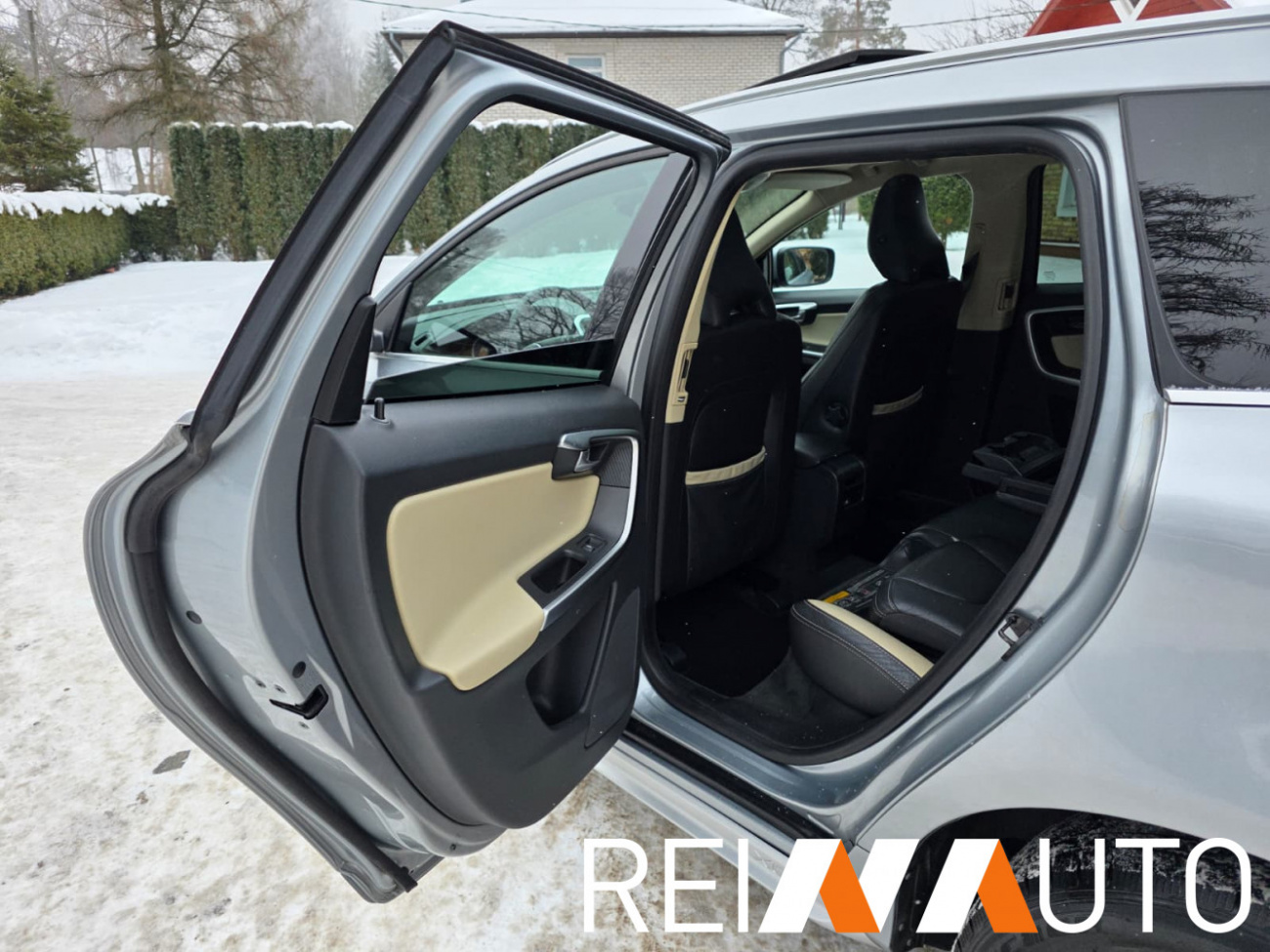 Volvo XC 60 R-Design 