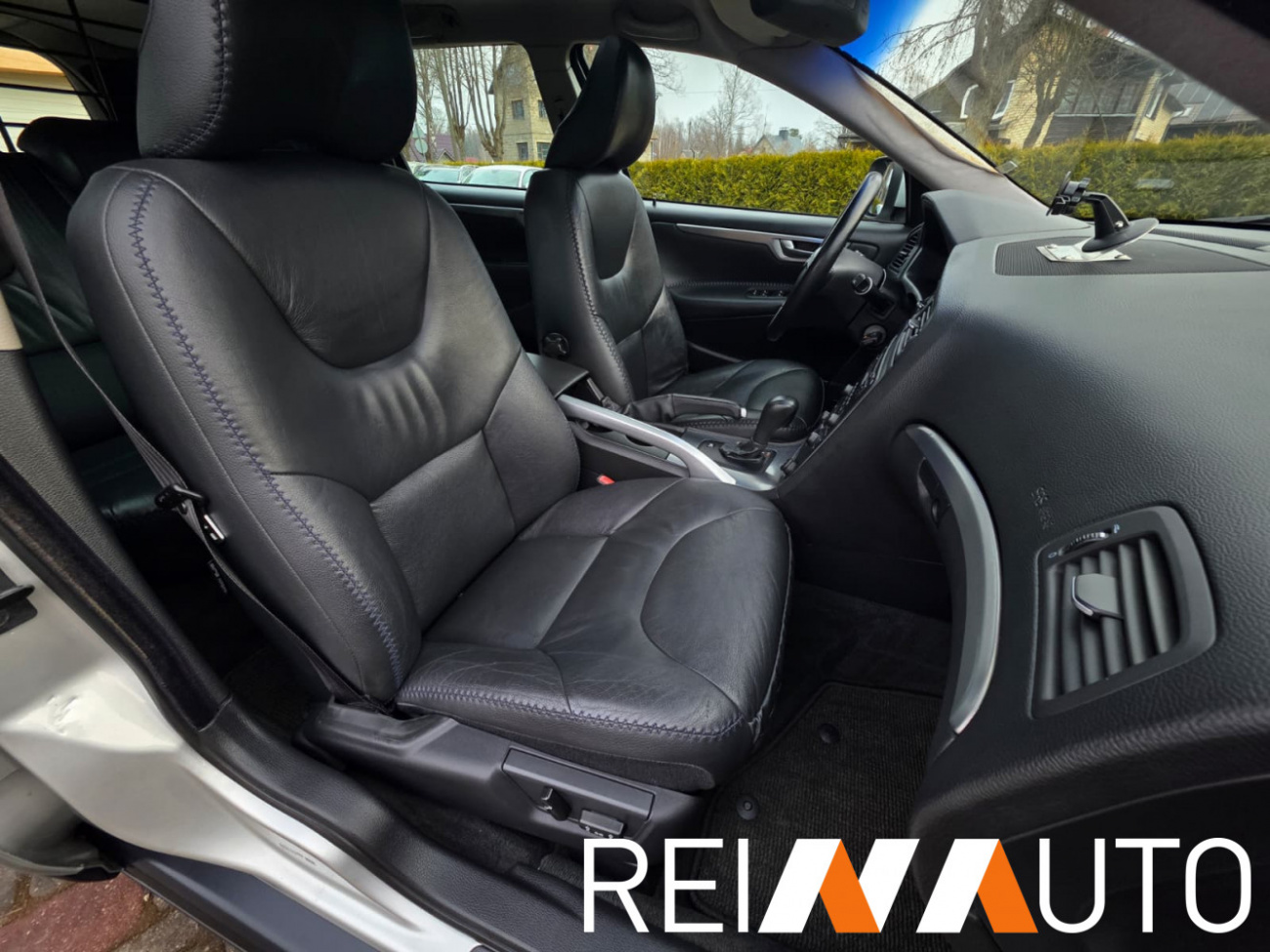 Volvo XC70 Momentum AWD