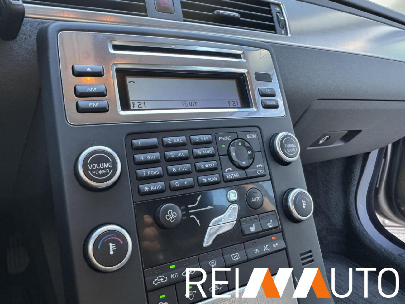 Volvo V70 D5 Summum Top