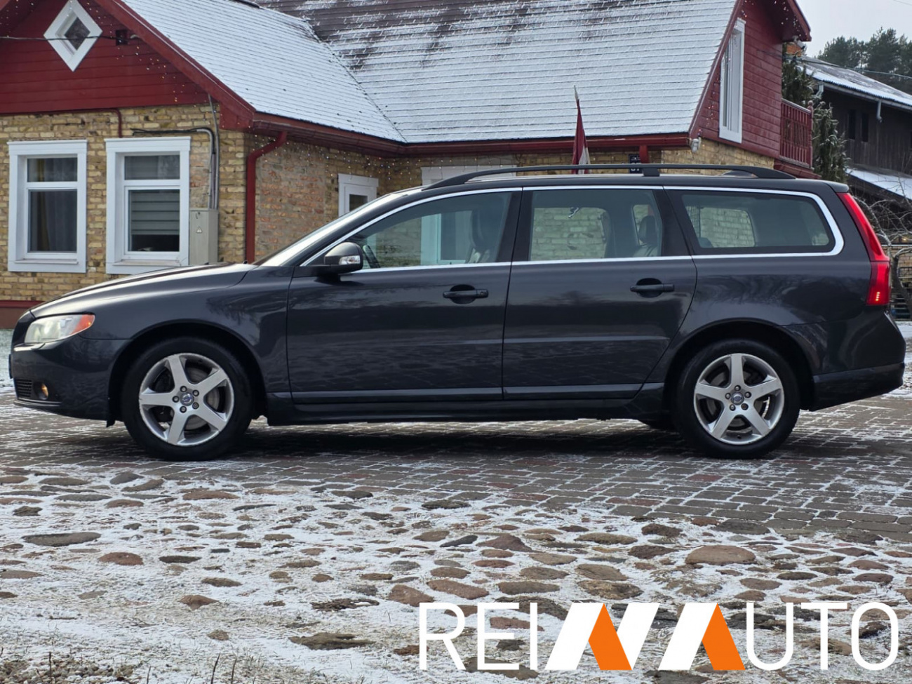 Volvo V70 Momentum D3