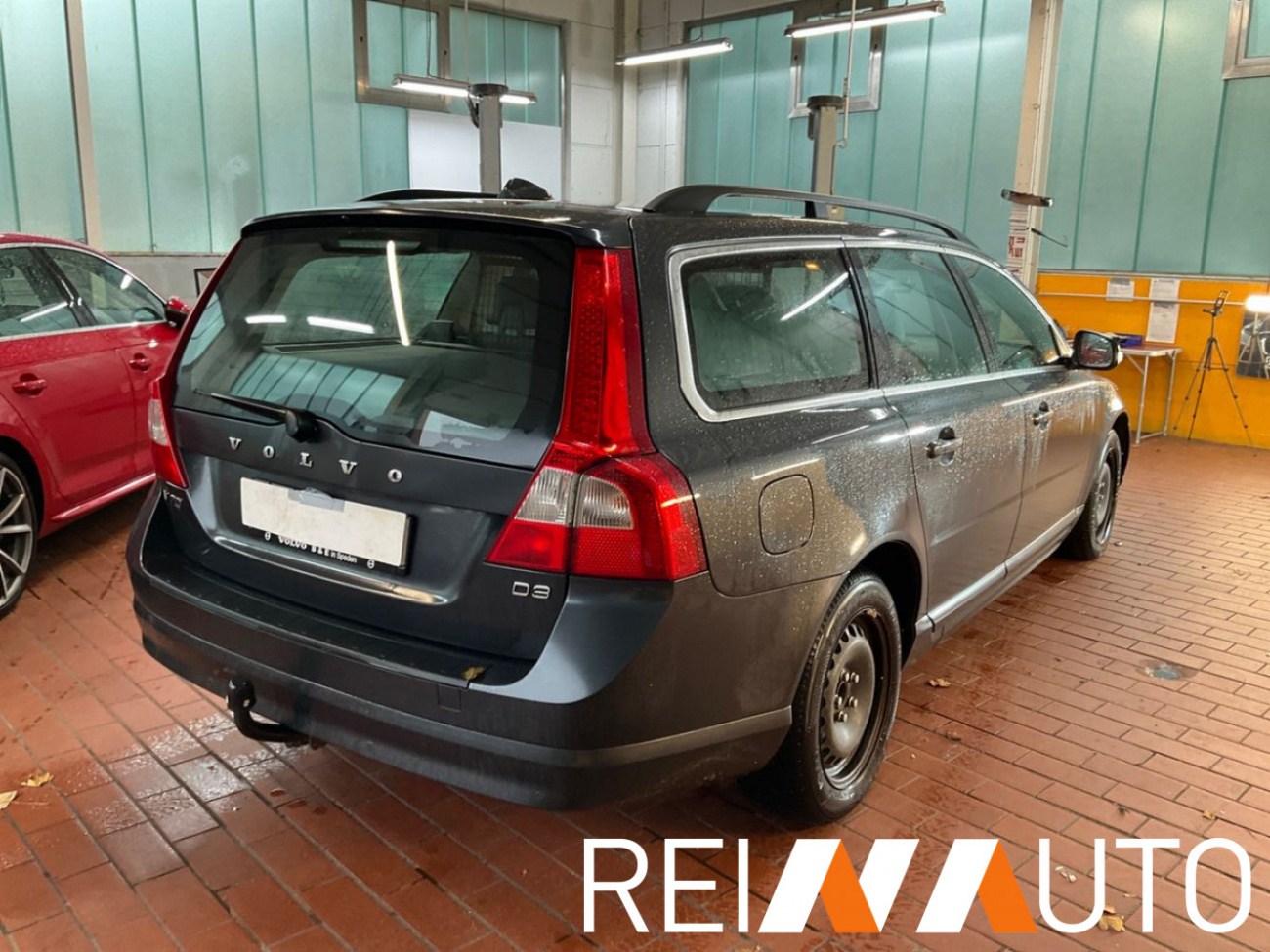 Volvo V70 Momentum D3