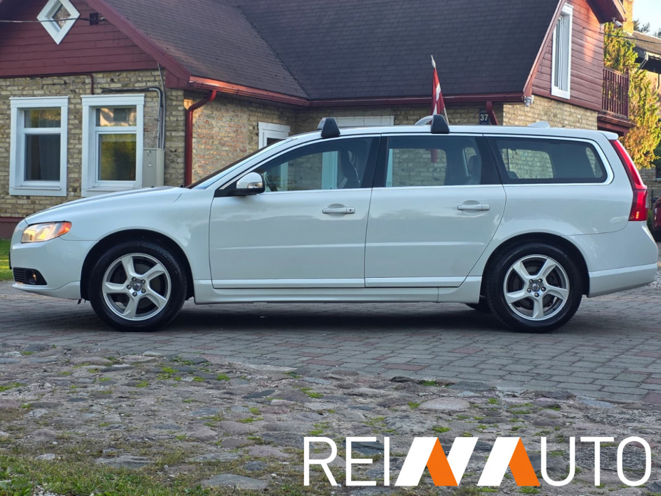 Volvo V70 D4 Momentum