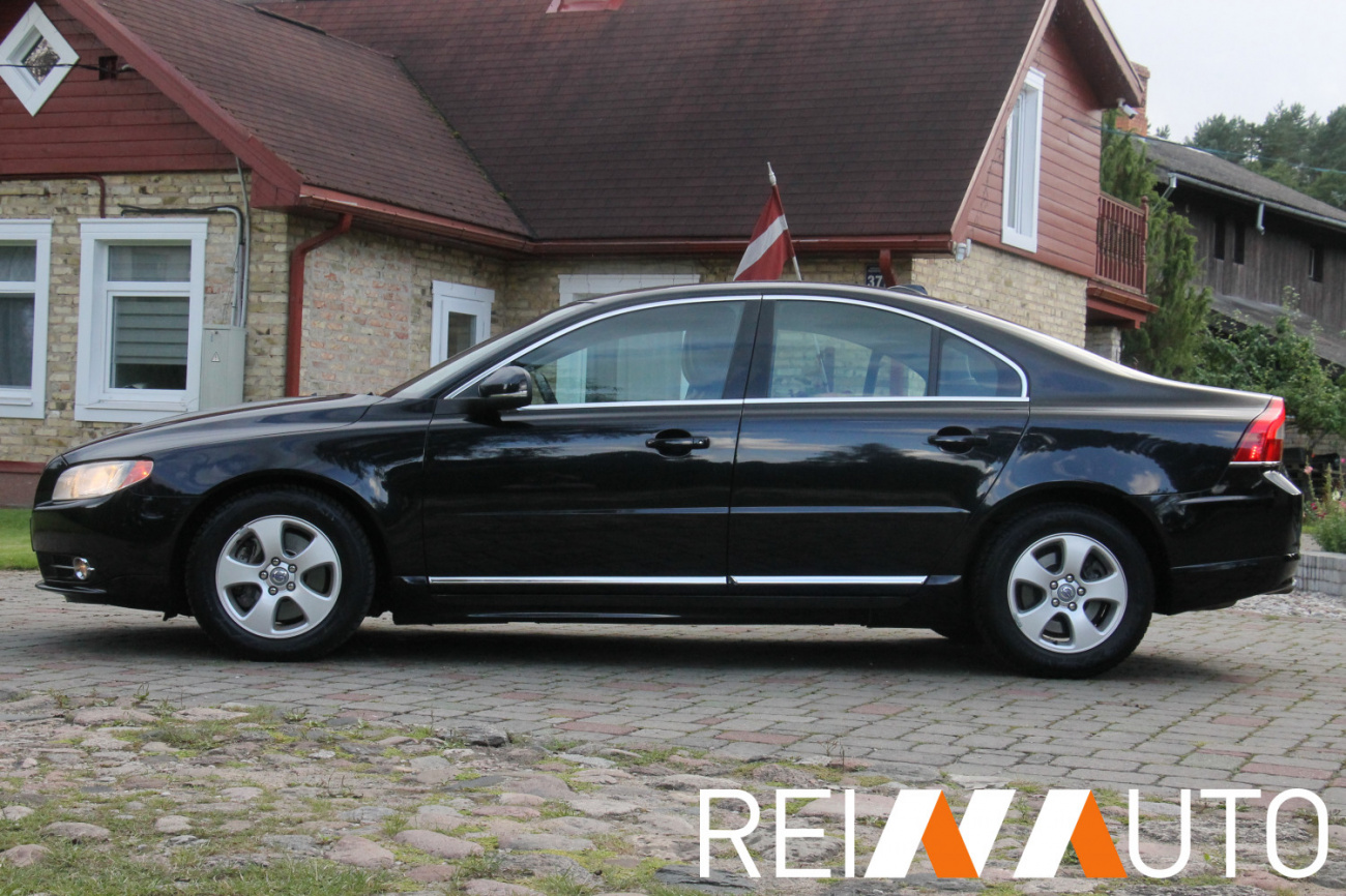 Volvo S80 Momentum D5