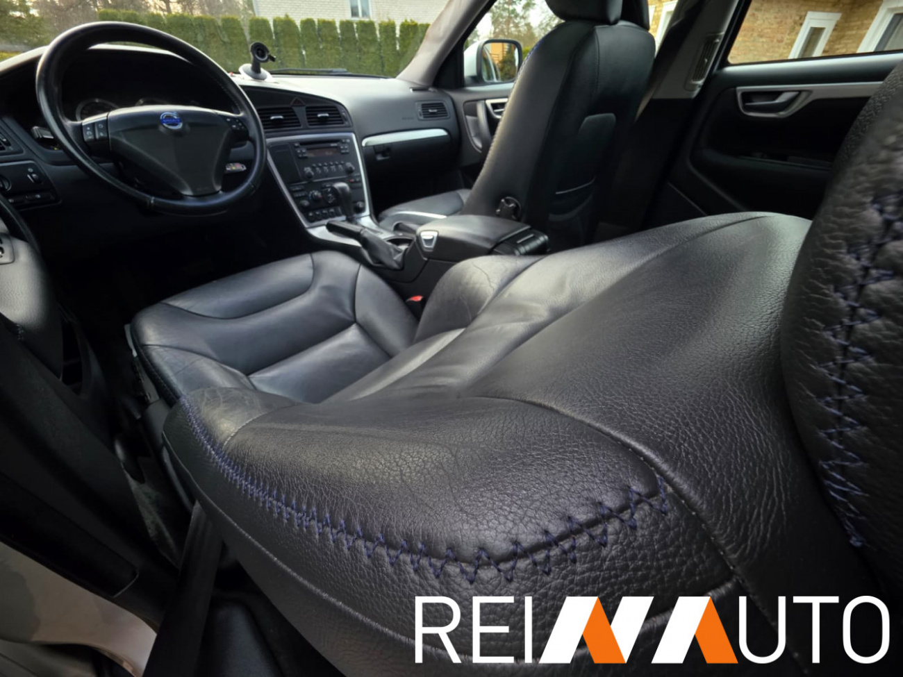 Volvo XC70 Momentum AWD