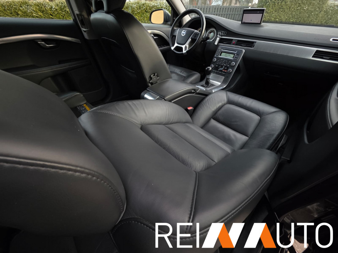 Volvo V70 Momentum D3