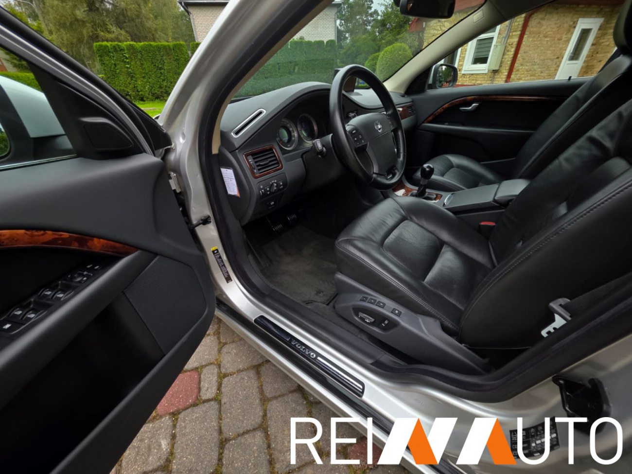 Volvo V70 D5 Summum