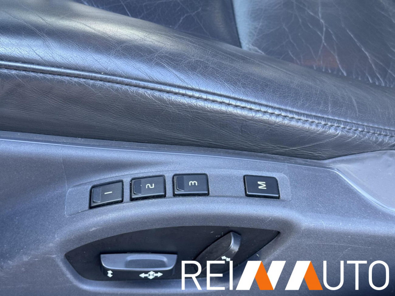 Volvo V70 D5 Summum Top