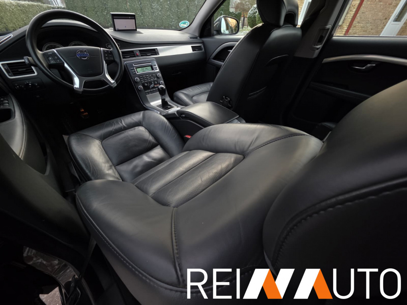 Volvo V70 Momentum D3