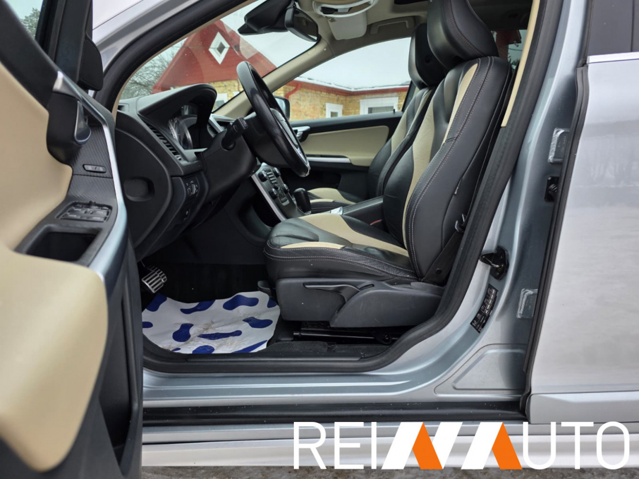 Volvo XC 60 R-Design 